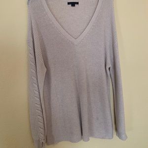 American eagle v-neck sweater